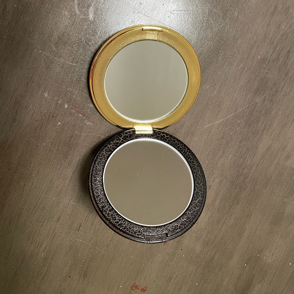 Vintage pocket mirror